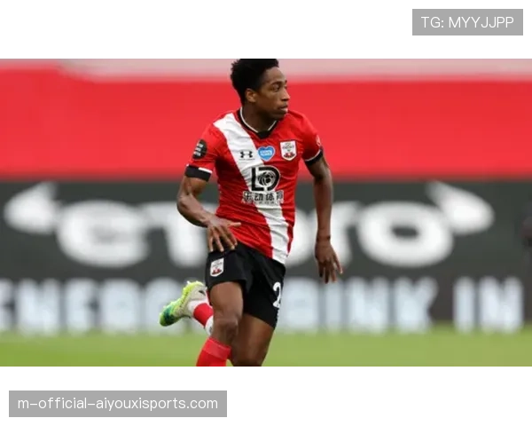 菅原由势南安普顿场均2.3次拦截 右后卫攻防转换作用关键